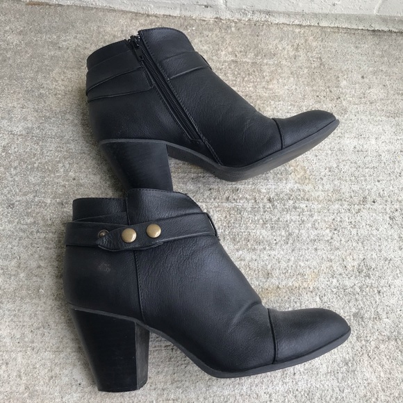 American Eagle Black Heeled Strap Ankle Boots - Picture 5 of 8